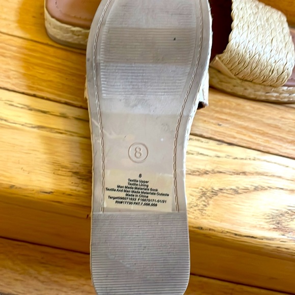 💕💕 Universal Threads Flat Mules Natural Weave Look Size 8 - Picture 5 of 5